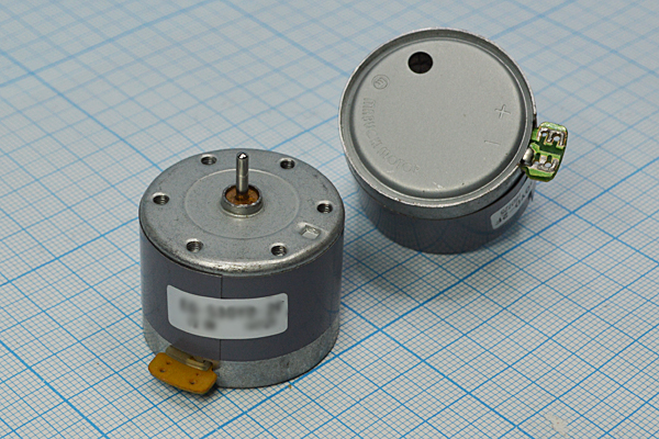 двиг 12В\35x27m35\ 2400\0,8мНм\EG-530AD-2F\ двиг 12В\35x27m35\ 2400\0,8мНм\EG-530AD-2F\