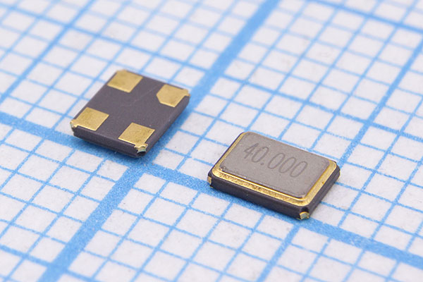 40000 \SMD03225C4\12\ 10\ 10/-20~70C\XMD\1Г CREC 40000 \SMD03225C4\12\ 10\ 10/-20~70C\XMD\1Г CREC
